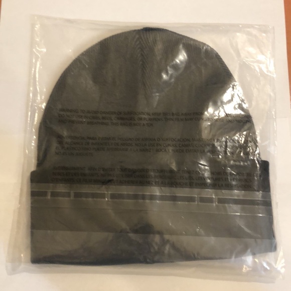 Supreme True Religion Beanie black - Picture 3 of 3